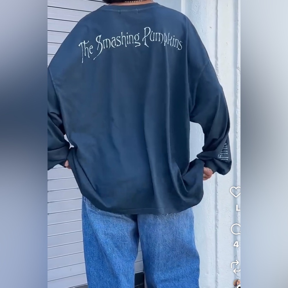 NWT Smashing Pumpkins daydreamer graphic long sleeve tee - Picture 6 of 12